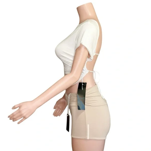 ARE YOU AM I Calla Shorts, Nude, Small